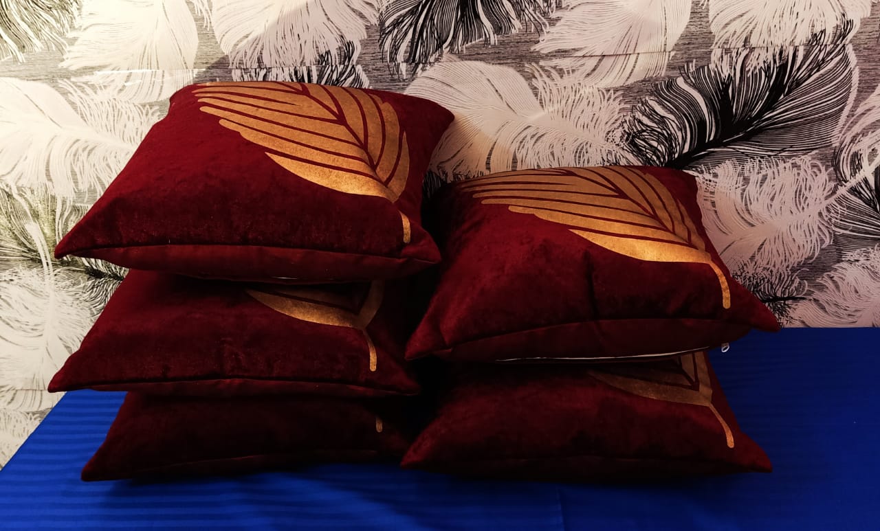 JDX Cushion Cover Set Cushion Cover Set of 5 | Prited Velvet Cushion Cover Set 16x16 inches or 40x40 cm | Cushion Cover, Cushion Cover Set of 5, Sofa Cushion Covers (Red, Gold))